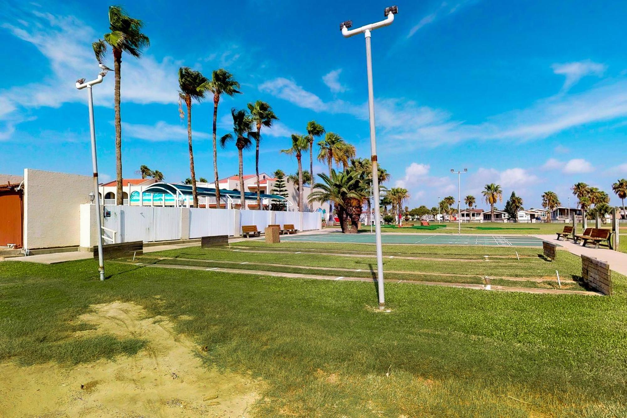 Long Island Village Unit 831 Port Isabel Esterno foto